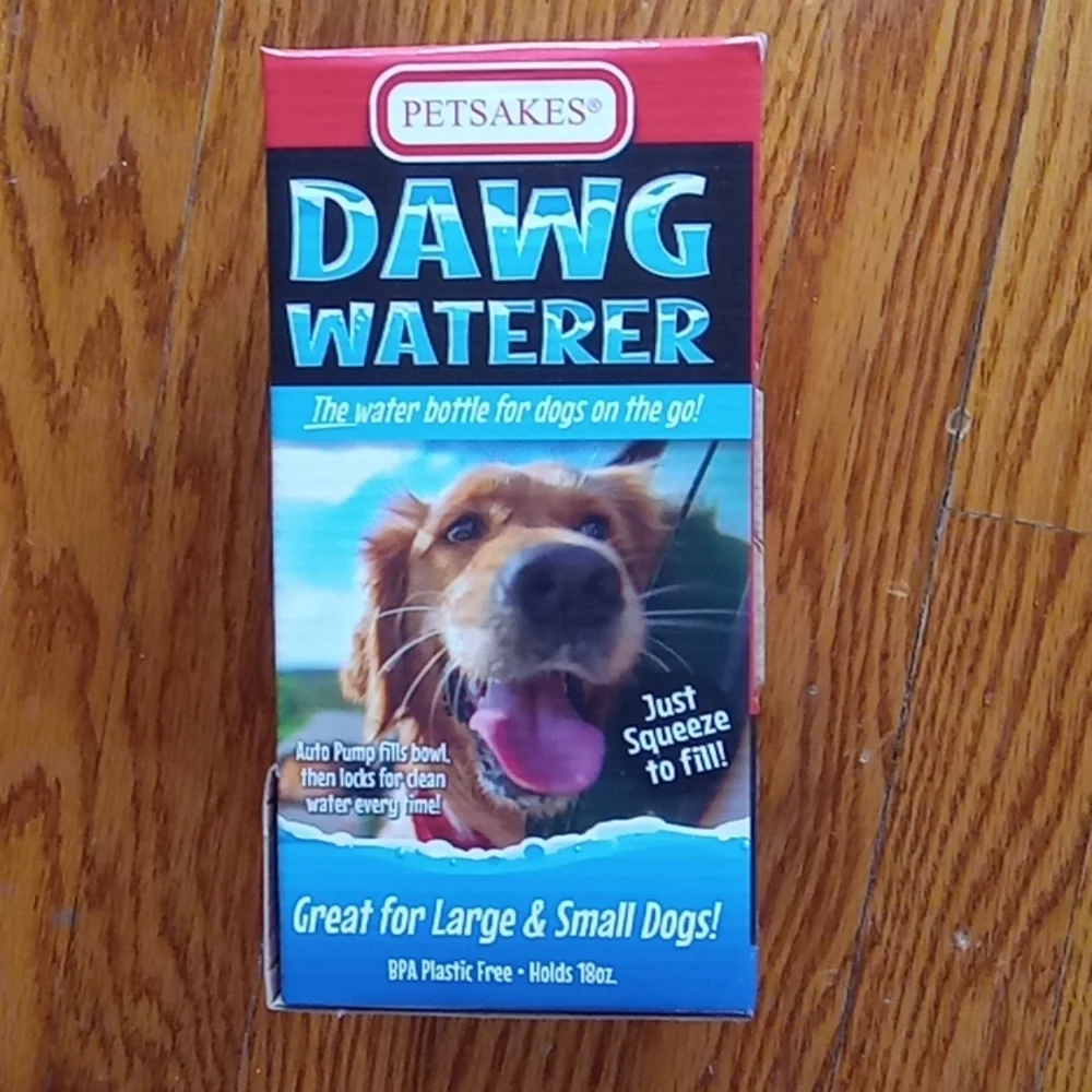 PETSAKES Dog Waterer